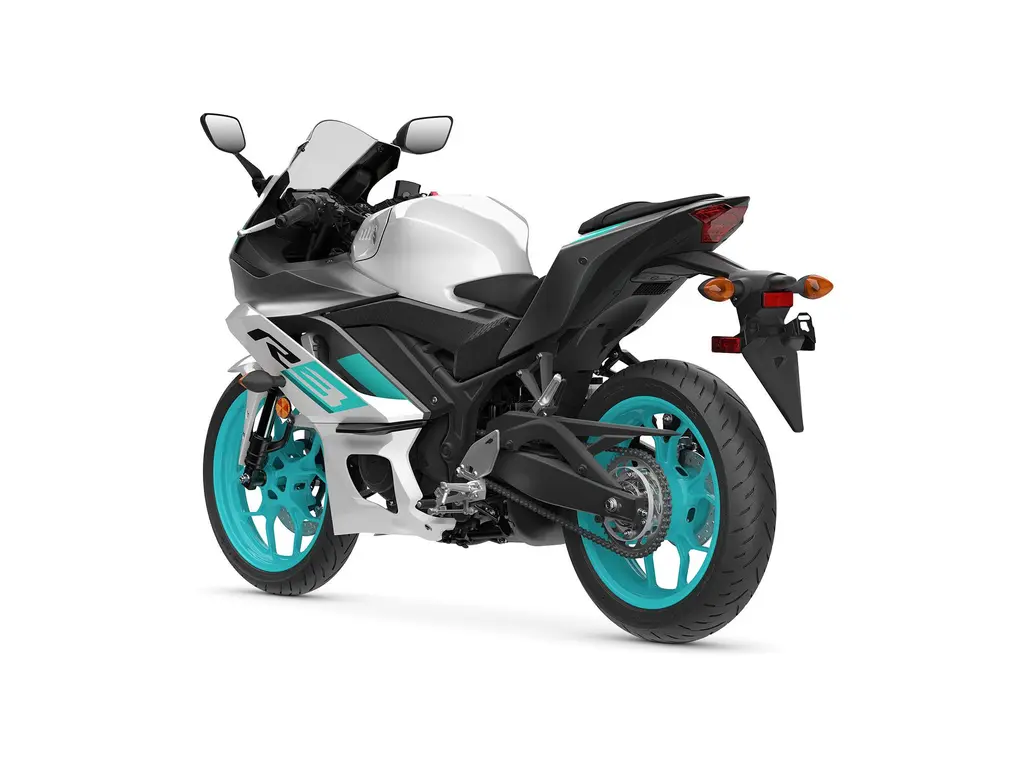 2024 Yamaha YZF-R3 Vivid White