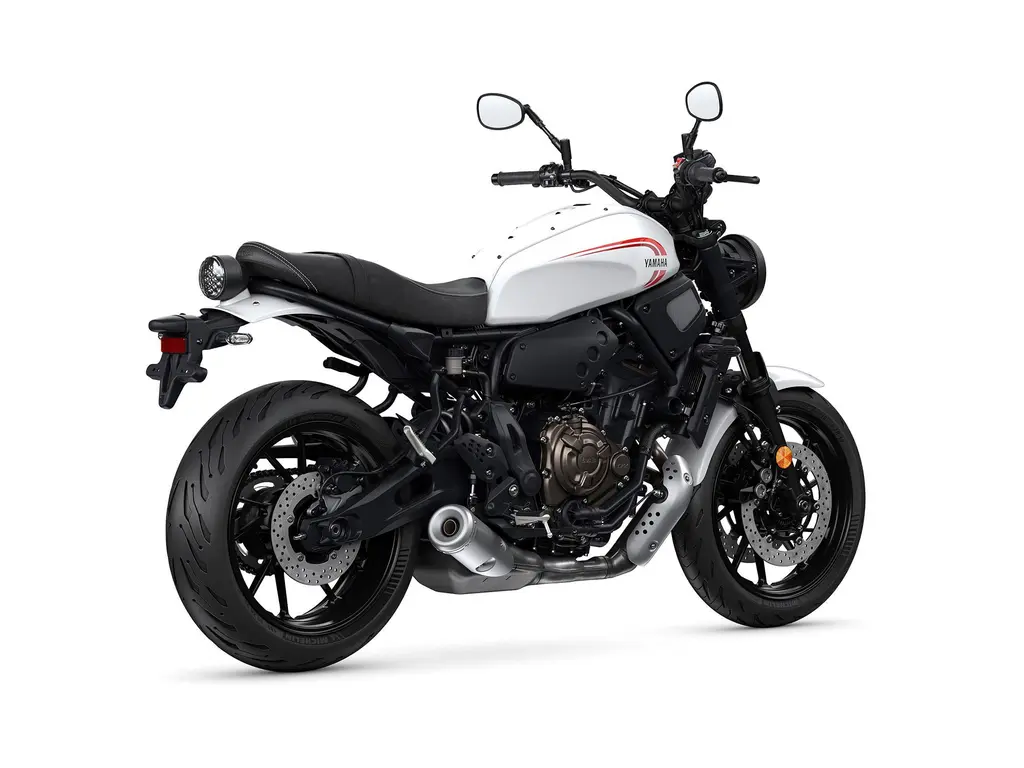 2024 Yamaha XSR700 Heritage White
