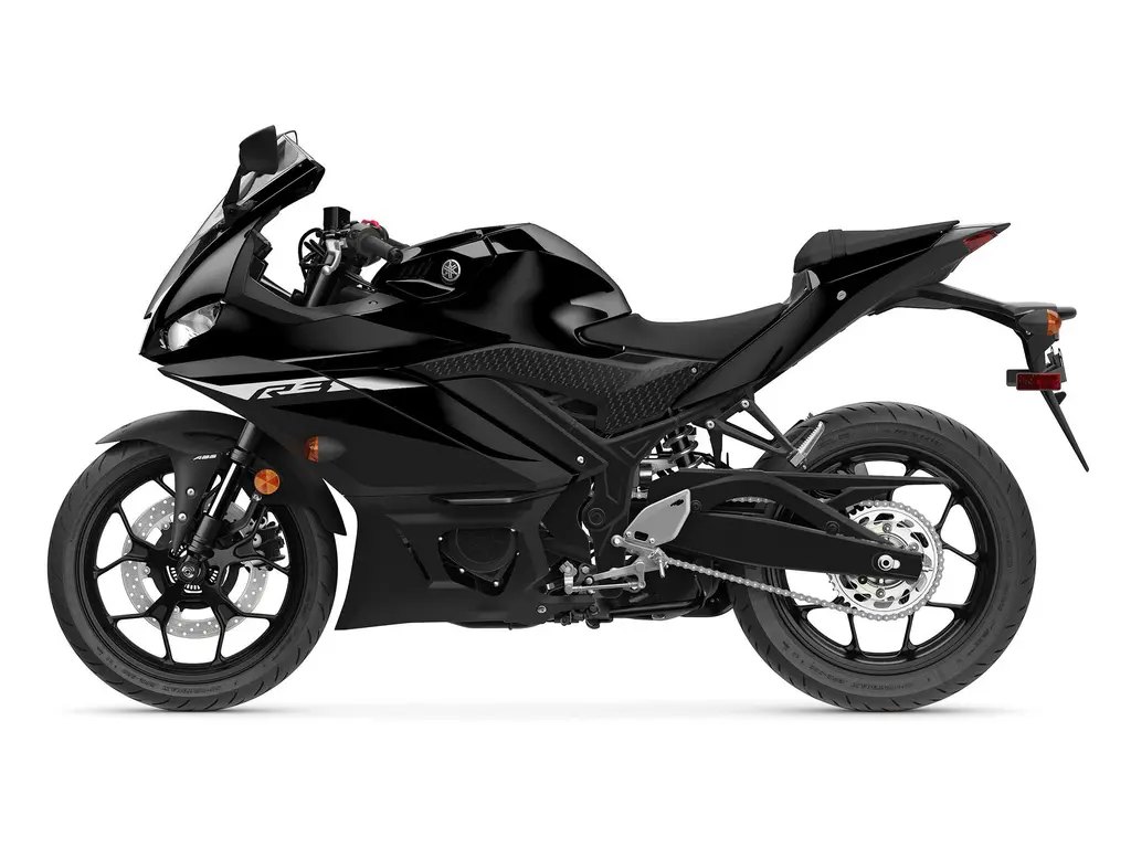 2024 Yamaha YZF-R3 Performance Black