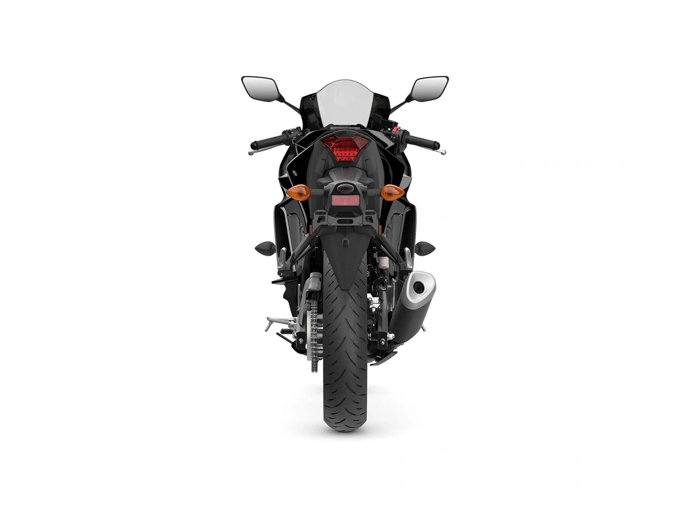 Discover the 2024 Yamaha YZF-R3 in Saint-Césaire