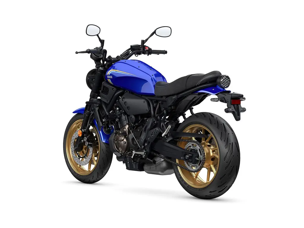 2024 Yamaha XSR700 Team Yamaha Blue