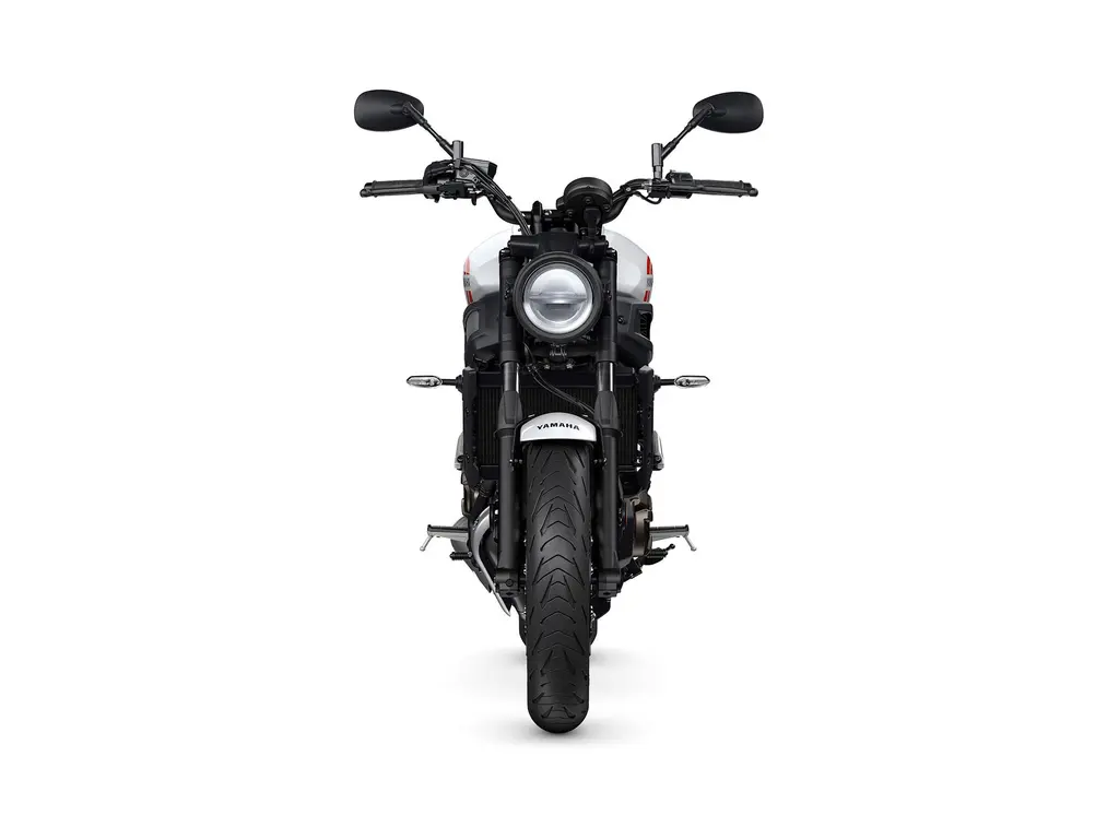 Yamaha XSR700 Blanc Héritage 2024 - Image 