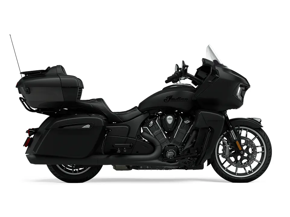 2024 Indian Motorcycle Indian Pursuit Dark Horse With Powerband Audio Package Black Smoke