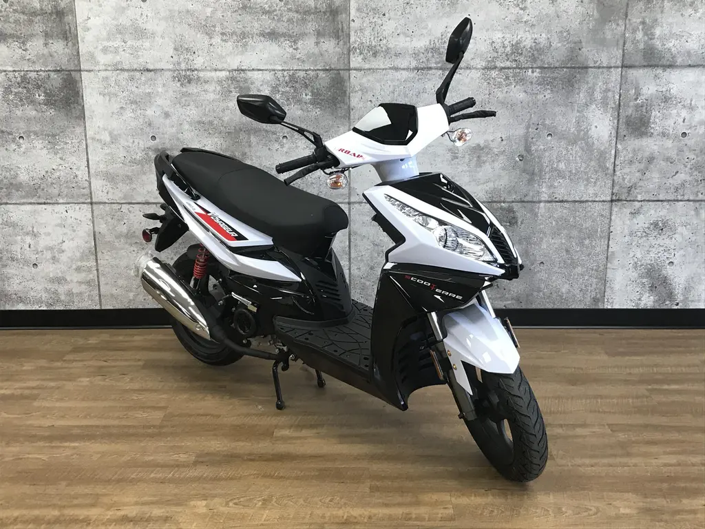 2023 Scootterre Voyageur Urbain 50 White