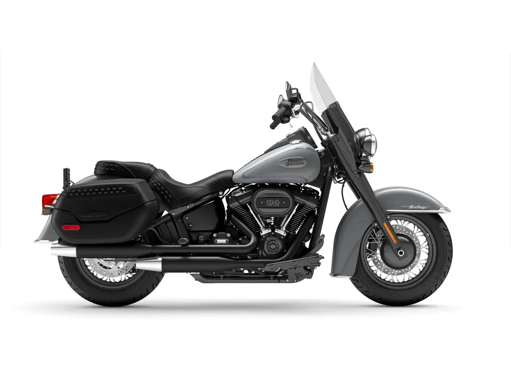 2024 Harley-Davidson Heritage Classic 114 Atlas Silver Metallic (Black Finish)