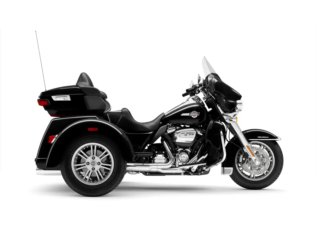 2024 Harley-Davidson Tri Glide® Ultra Vivid Black