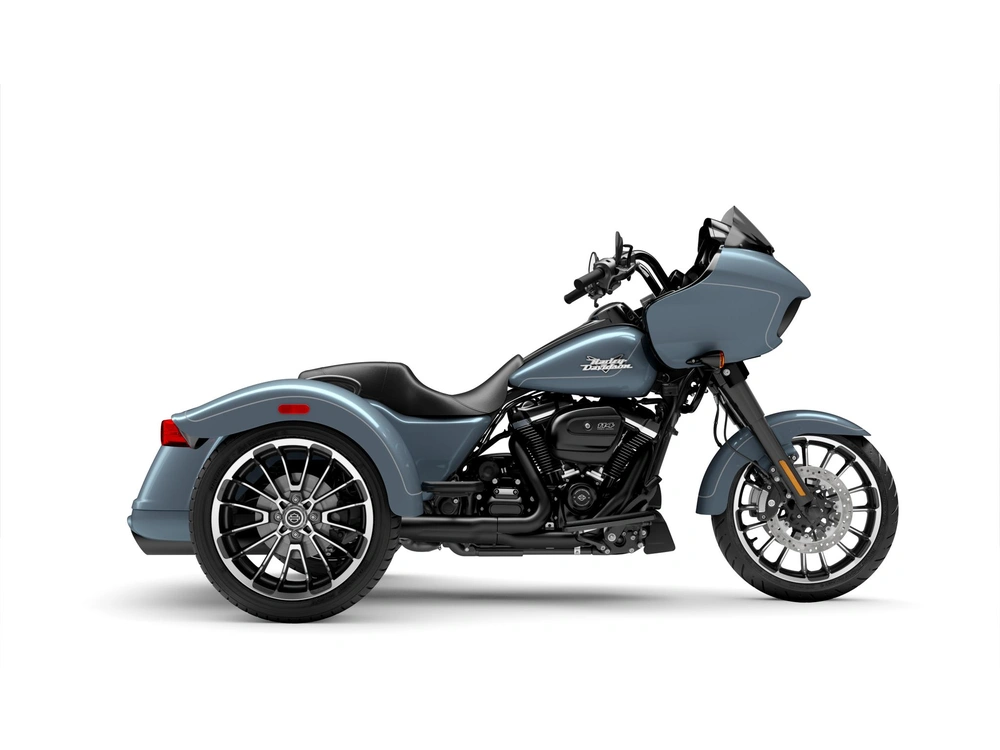 2024 Harley-Davidson Road Glide® Road Glide® 3 Sharkskin Blue (Black Finish) alt