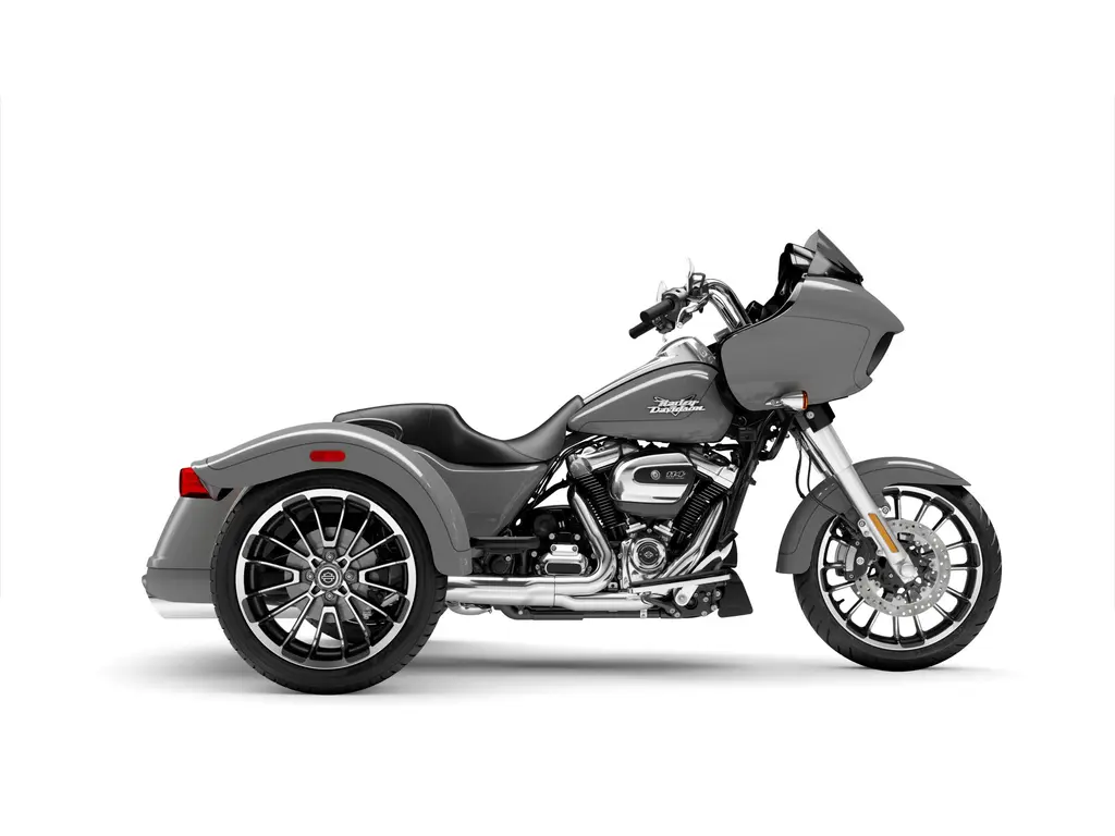 2025 HarleyDavidson Road Glide® 3 Billiard Gray (Chrome Finish) for