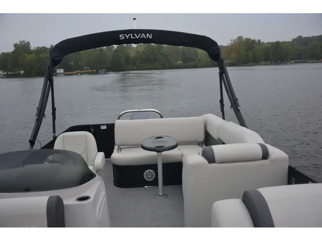 2024 Sylvan 8520 CLZ DH