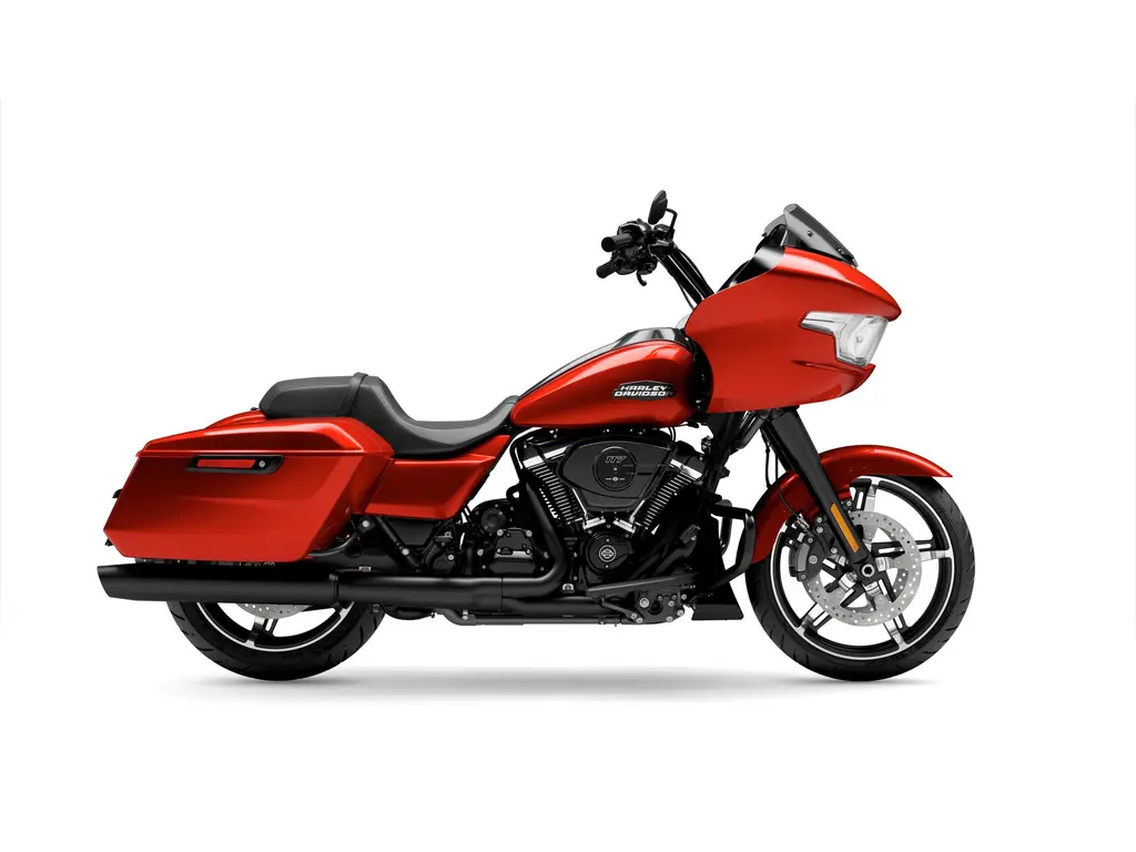 2024 Harley-Davidson Road Glide® Whiskey Fire (Black Finish)