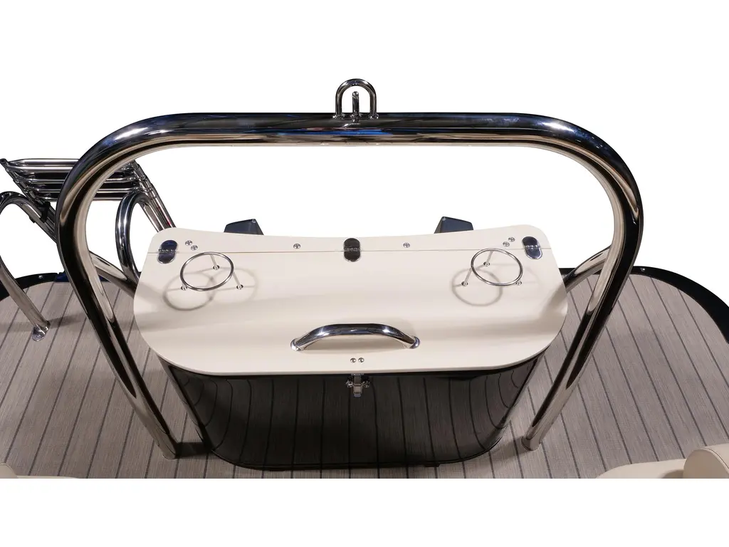 Bateaux Legend Lounge Sport Pro 2024