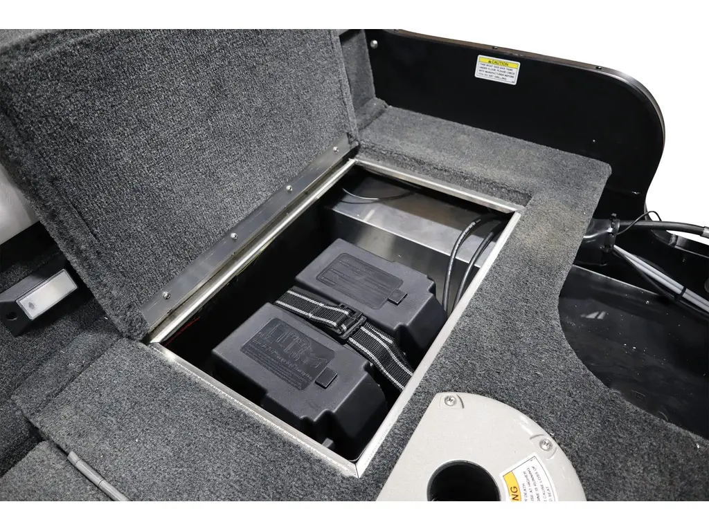 Bateaux Legend X18 2024