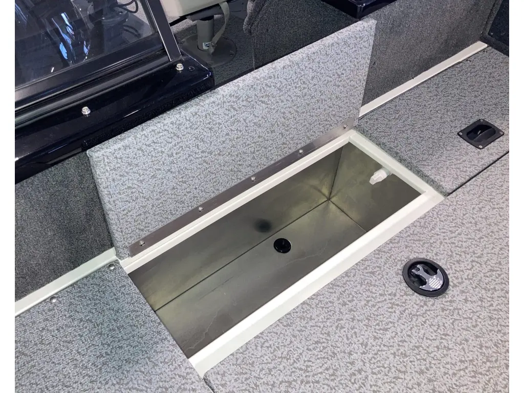 2024 Legend Boats R15