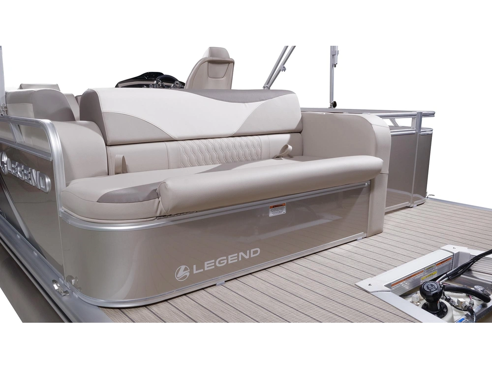 Bateaux Legend Cottage Cottage 2024 alt