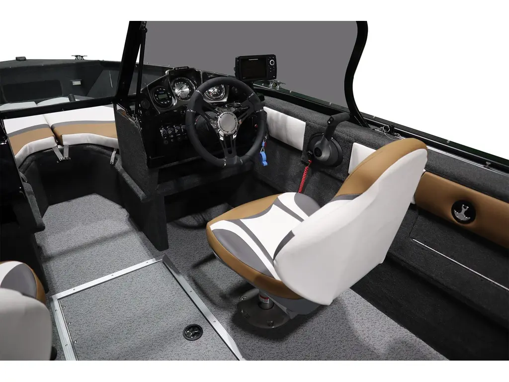 Bateaux Legend X18 2024