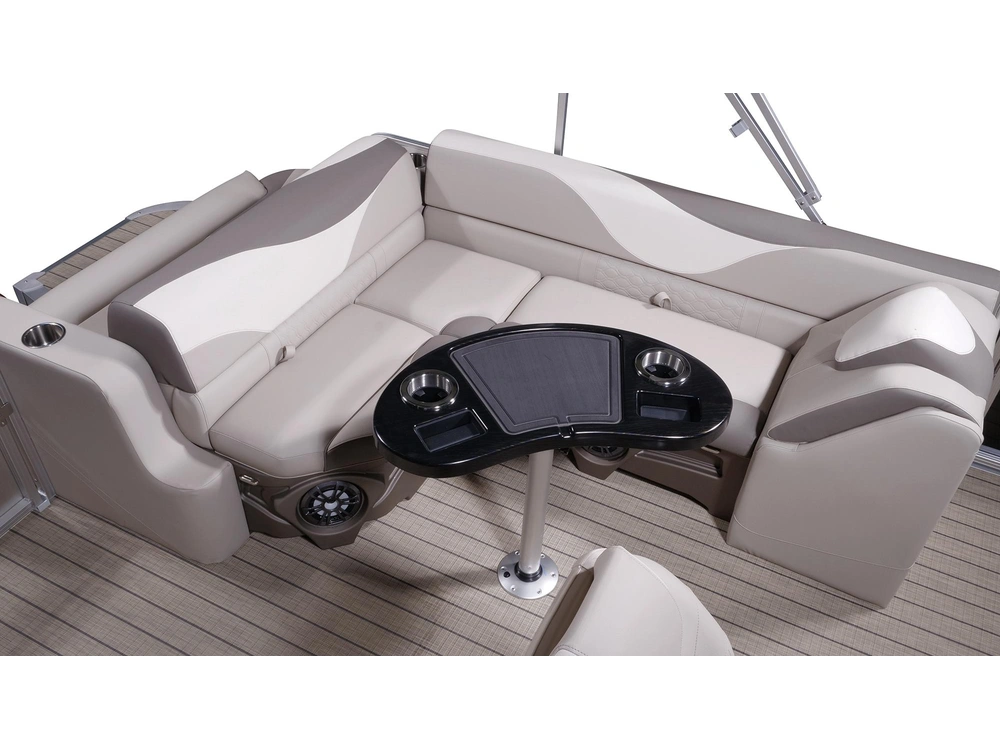 Bateaux Legend Cottage Cottage 2024 alt