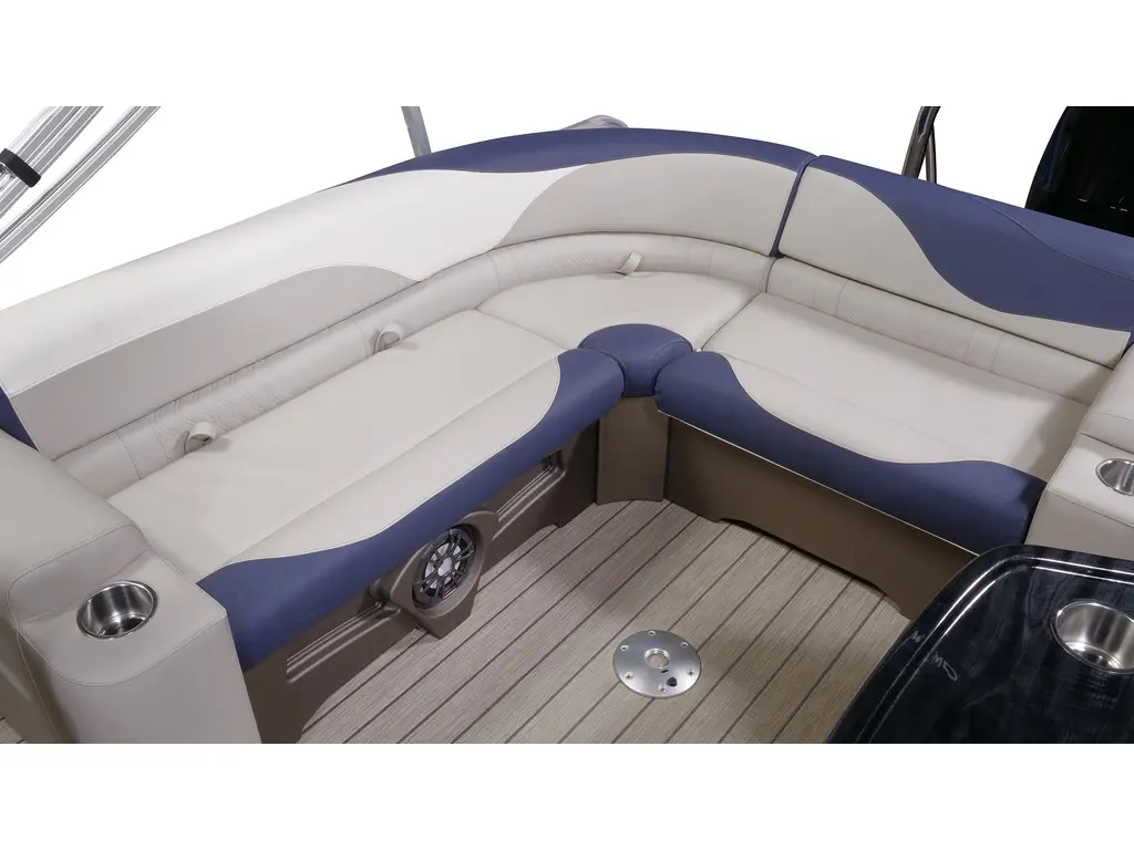 2024 Legend Boats Cruiser WS Sport Pro