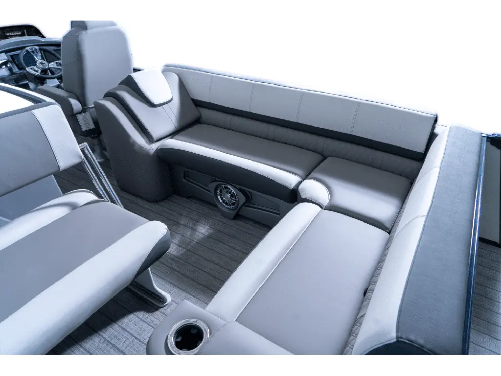 Bateaux Legend Entertainer Sport Pro 2024