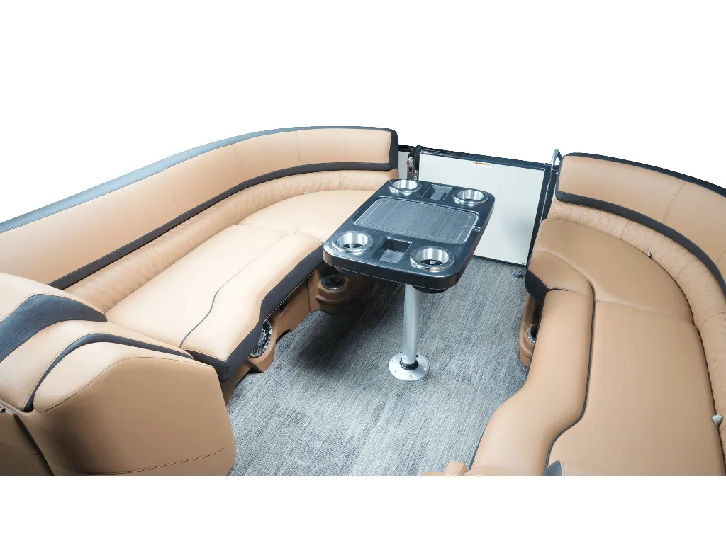 Bateaux Legend Lounge Sport Pro 2024