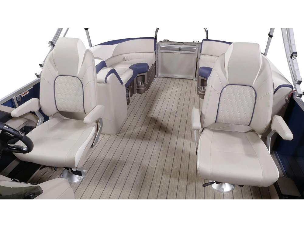 2024 Legend Boats Lounge Plus Lounge Plus alt