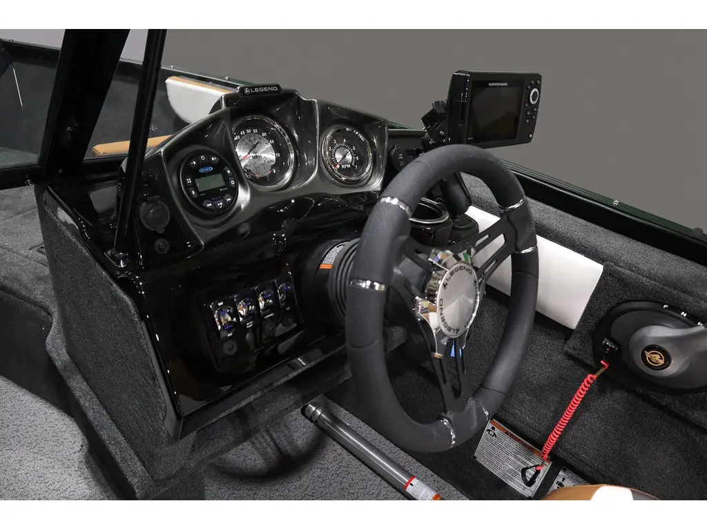 2024 Legend Boats X18