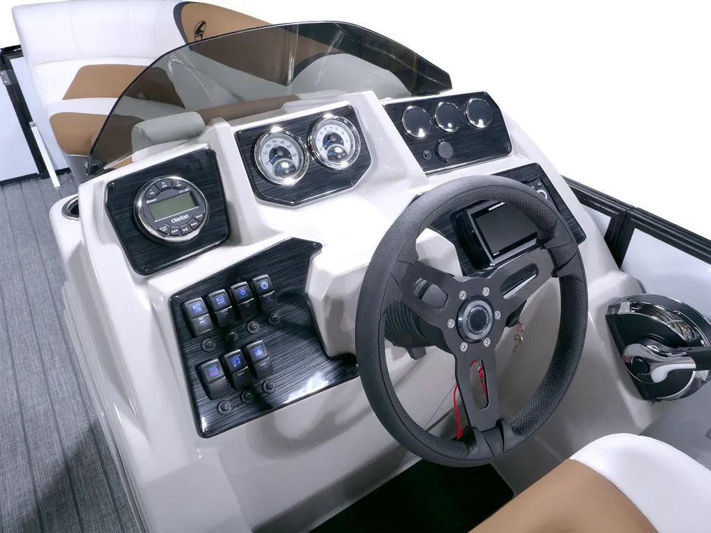 Bateaux Legend 23 Lounge 2024