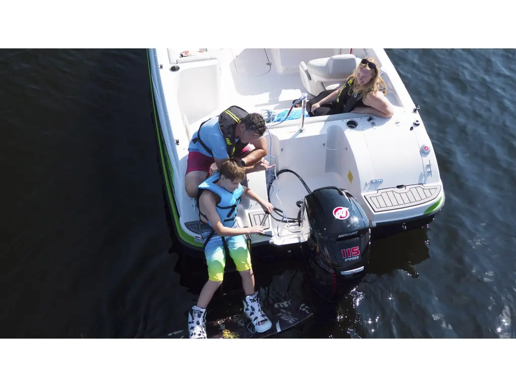 2024 Legend Boats D19