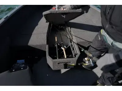 2024 Lund 1775 Pro Guide tiller