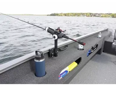 2024 Lund 1775 Pro Guide tiller