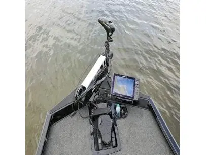 2024 Lund 1975 RENEGADE ss