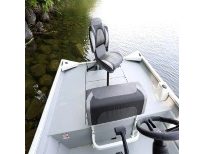 2024 Lund 1870 Predator 1870 Predator tiller alt