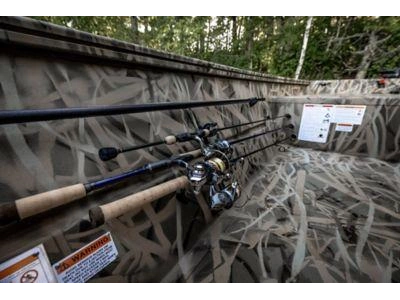 Lund 1870 Predator 1870 Predator tiller 2024 alt