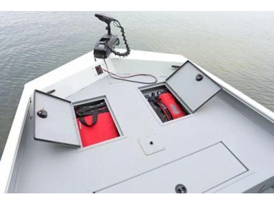 2024 Lund 1870 Predator 1870 Predator tiller alt