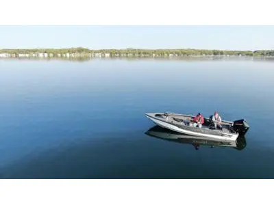 2024 Lund 2075 Pro Guide tiller