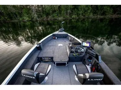 2024 Lund 1775 Impact XS sport