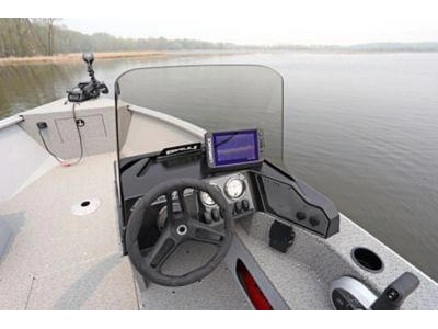 Lund 1875 Alaskan 1875 Alaskan tiller 2024 alt