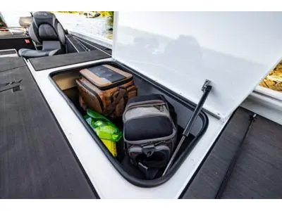 2024 Lund 1875 RENEGADE ss