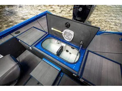 2024 Lund 1975 RENEGADE ss