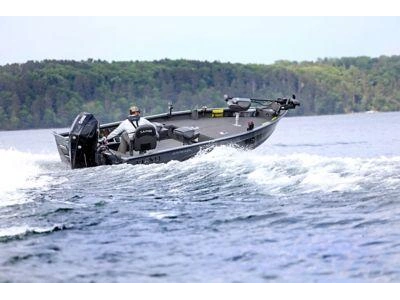 Lund 2075 Pro Guide 2075 Pro Guide tiller 2024 alt