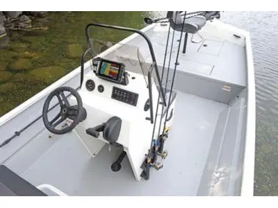 2024 Lund 2070 PREDATOR ss