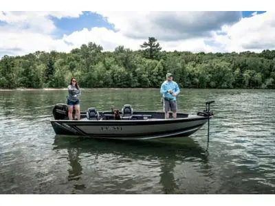 2024 Lund 1775 Pro Guide tiller