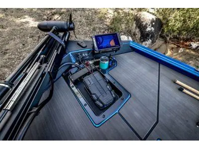 2024 Lund 1975 RENEGADE ss