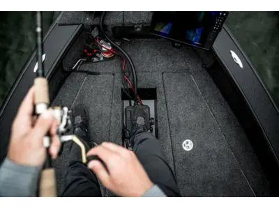 2024 Lund 2175 PRO-V sport