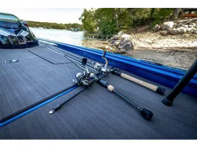 2024 Lund 1975 RENEGADE ss