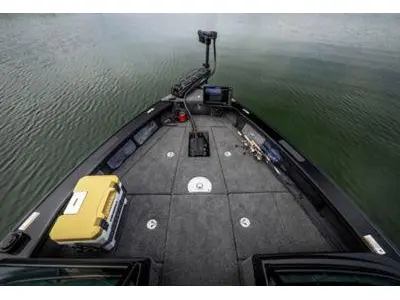 2024 Lund 2175 PRO-V sport