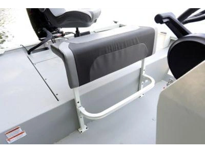 Lund 1870 Predator 1870 Predator tiller 2024 alt