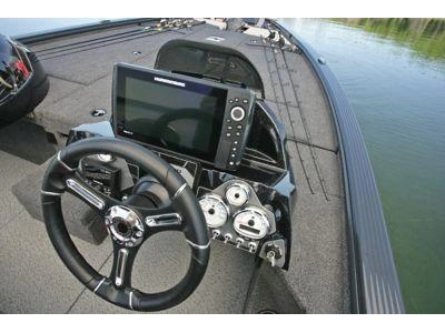 2024 Lund 1875 PRO-V MUSKY XS 1875 PRO-V MUSKY XS alt