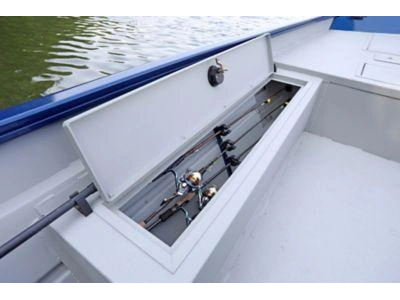 Lund 1870 Predator 1870 Predator tiller 2024 alt