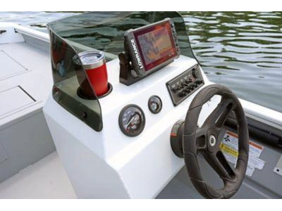 2024 Lund 1760 Predator 1760 Predator tiller alt