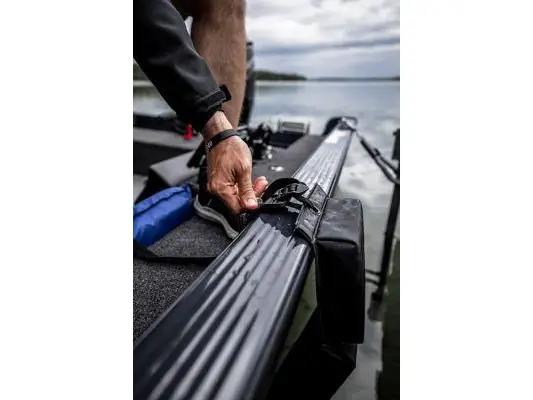 Lund 1875 Pro Guide tiller 2024